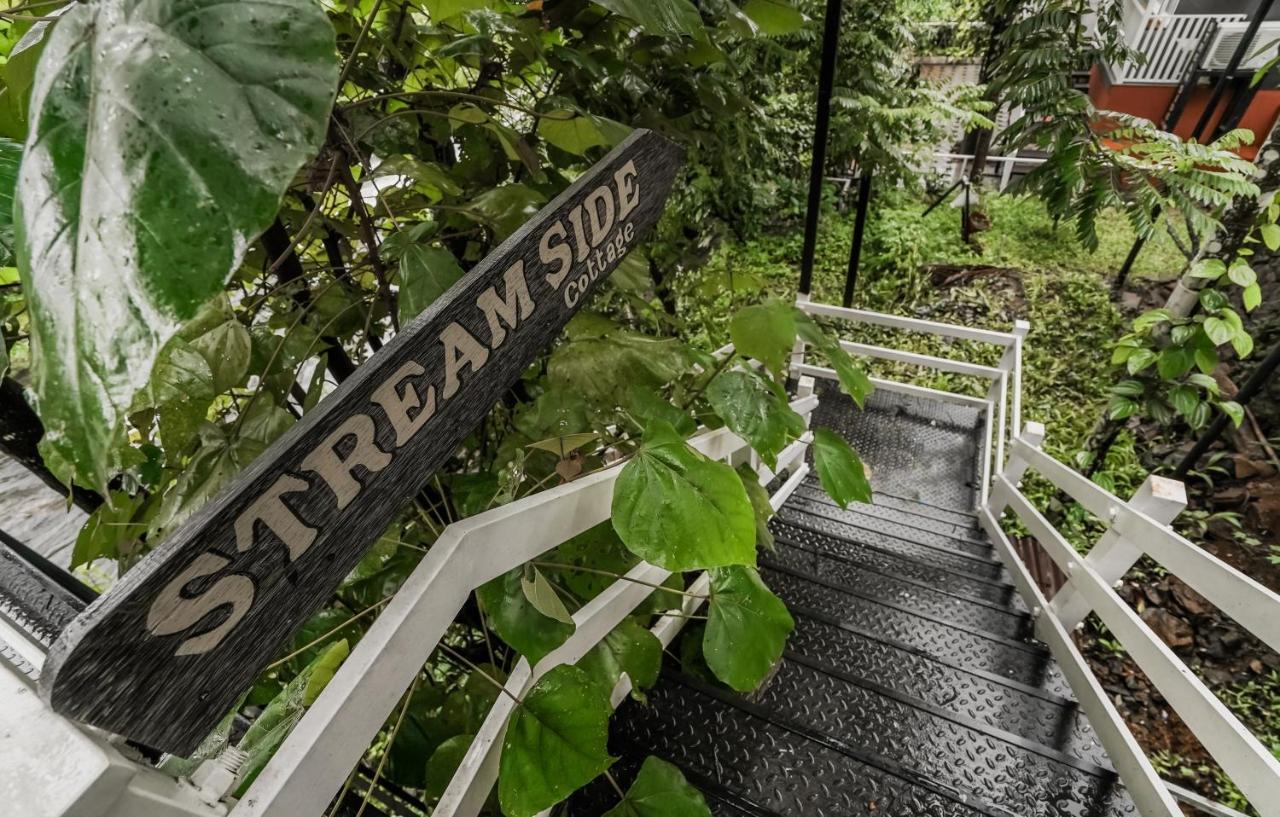 Iron Bridge Cove Villa Meppadi Exterior photo