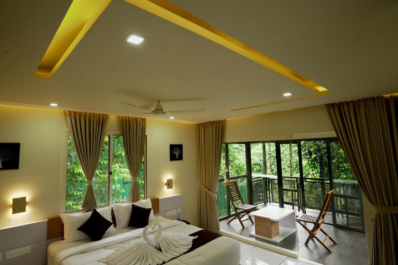 Iron Bridge Cove Villa Meppadi Exterior photo