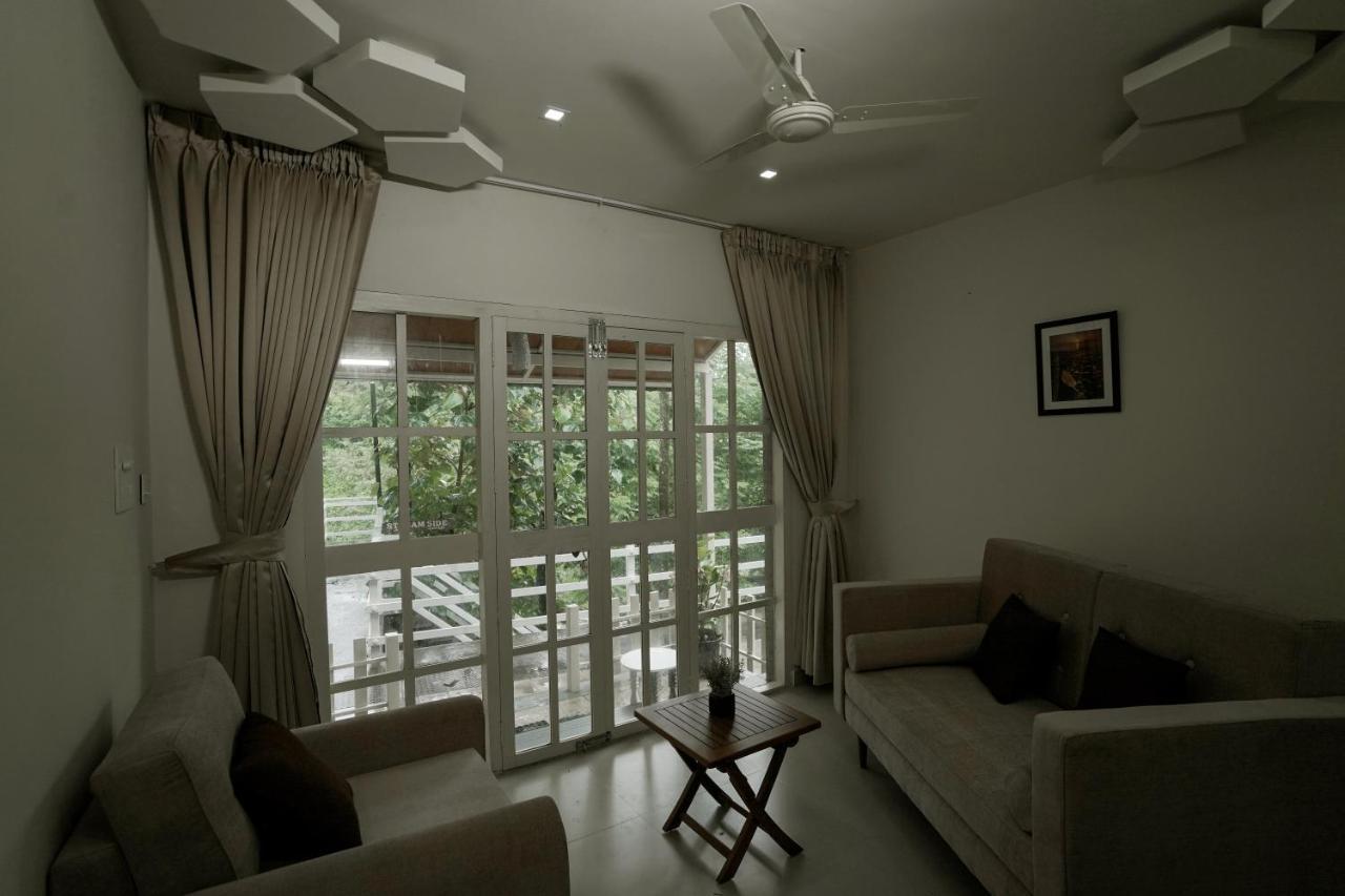 Iron Bridge Cove Villa Meppadi Exterior photo